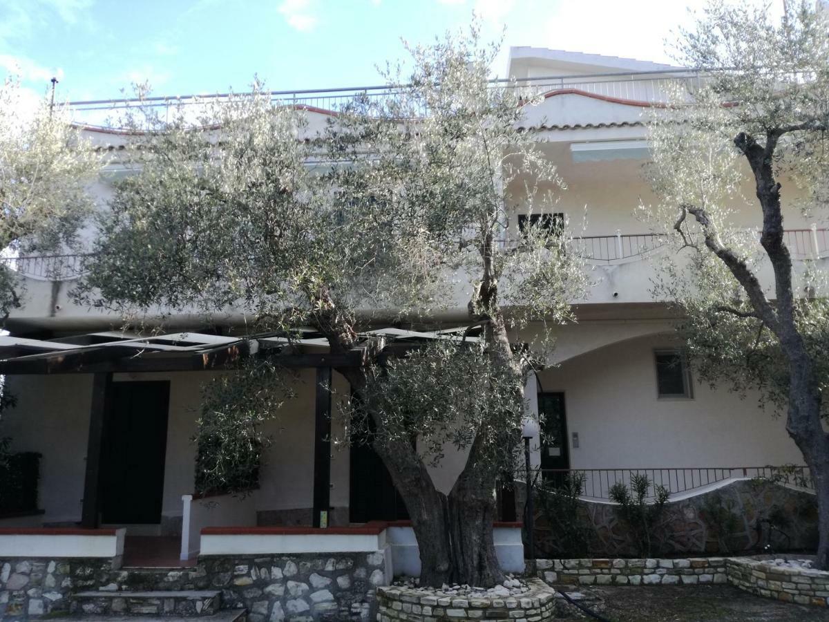 Villa Anna Residence Rodi Rodi Garganico Buitenkant foto